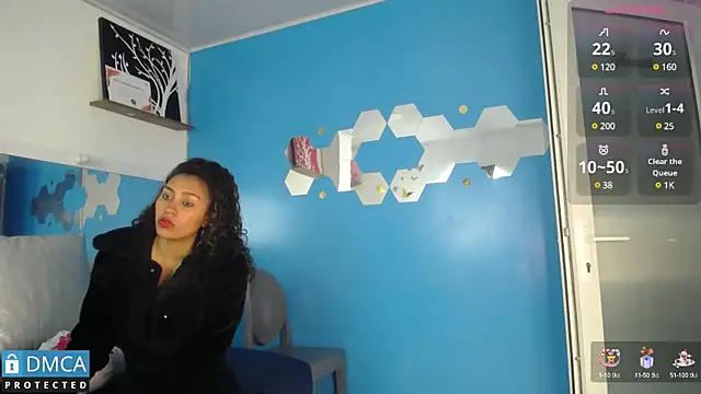 Snapshot of CarolRodriguez_ chatting on 02.10.25 CarolRodriguez online show from 02.10.25