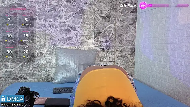 Snapshot of CarolRodriguez_ chatting on 10.03.25 CarolRodriguez online show from 10.03.25