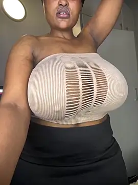 Bustygoddess32 online show from 03.21.26