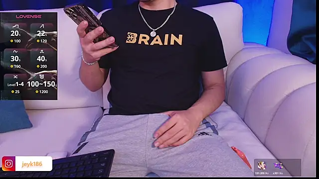 Snapshot of Jey_keler1 chatting on 02.11.26 Jey keler1 online show from 02.11.26