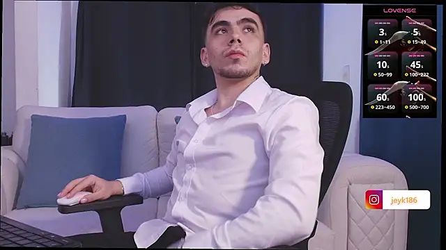 Snapshot of Jey_keler1 chatting on 02.19.26 Jey keler1 online show from 02.19.26