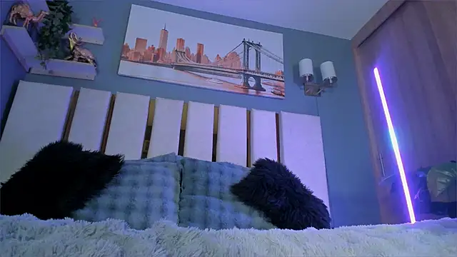 Snapshot of Bambi_gurl chatting on 02.24.26 Bambi gurl online show from 02.24.26