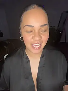 DestineeJayde online show from 05.04.26