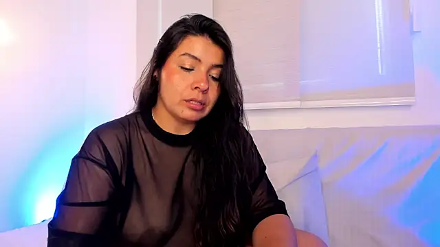 Snapshot of miaa_daniels chatting on 03.10.26 miaa daniels online show from 03.10.26