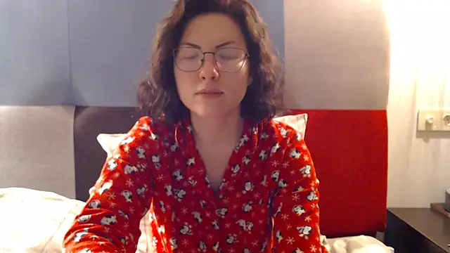 vaders daughter online show from 02.12.25