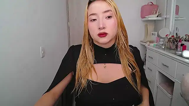 Snapshot of Barbie_girl_69 chatting on 07.07.26 Barbie girl 69 online show from 07.07.26