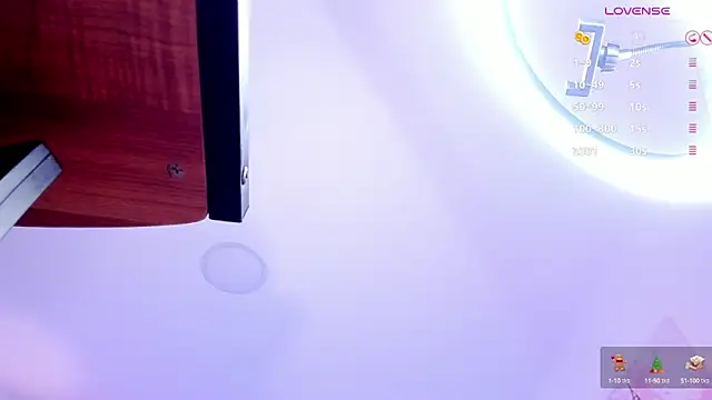 Snapshot of Kim_ev chatting on 12.04.24 Kim ev online show from 12.04.24