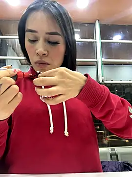 Snapshot of Kim_ev chatting on 10.15.25 Kim ev online show from 10.15.25