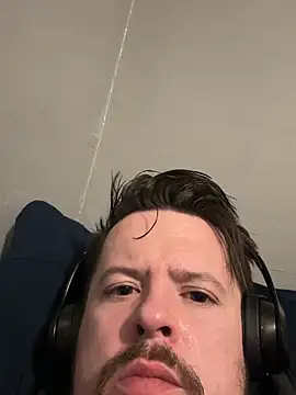 Snapshot of husband4555 chatting on 02.27.26 husband4555 online show from 02.27.26