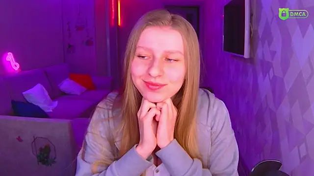 Snapshot of AmaliaQueen chatting on 03.03.25 AmaliaQueen online show from 03.03.25