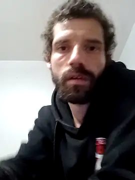 Snapshot of RuleMasterX chatting on 10.14.25 RuleMasterX online show from 10.14.25