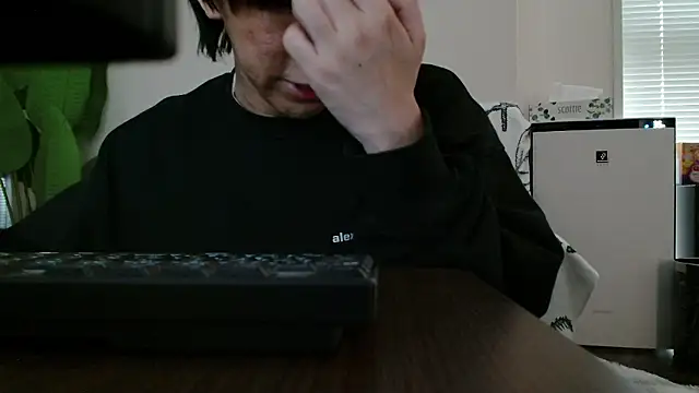 POCARI SWEAT online show from 03.20.26