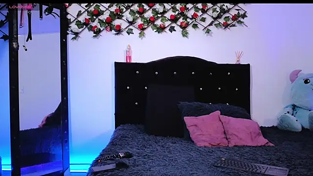 Alaia Asuka online show from 04.15.26