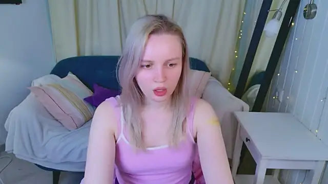 Beatrica Klein online show from 03.31.26