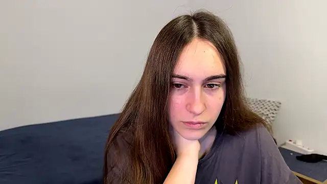AliceKolltt online show from 04.24.26