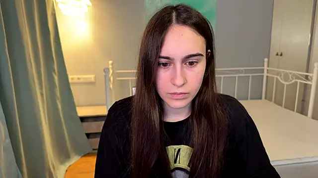 AliceKolltt online show from 06.12.26