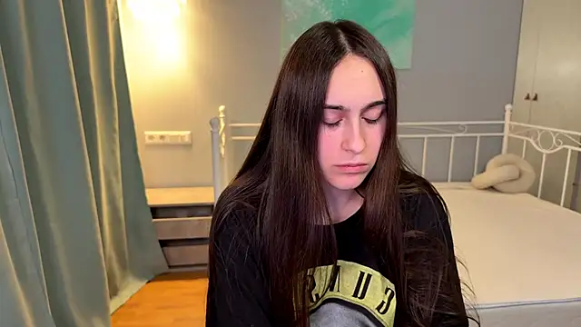 AliceKolltt online show from 06.14.26