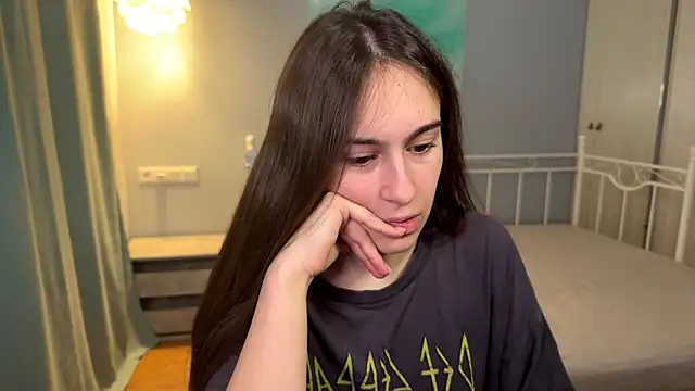 AliceKolltt online show from 07.18.26