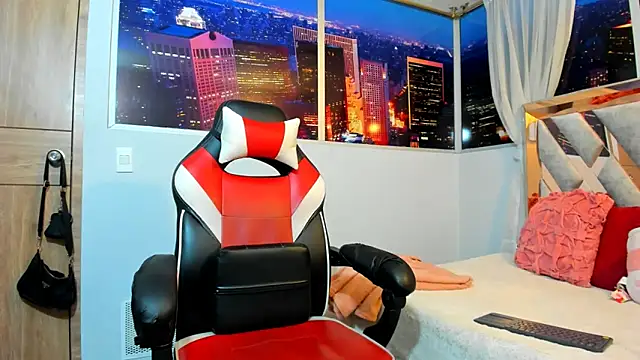 Kendall Sophy online show from 03.11.25