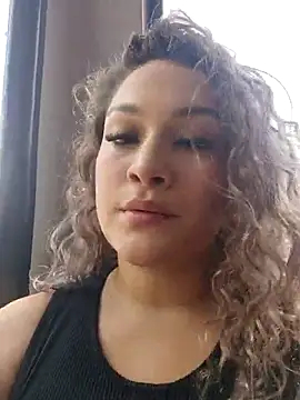 Sara smiiith211 online show from 02.11.26