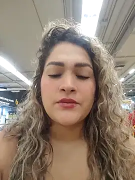 Sara smiiith211 online show from 04.13.26