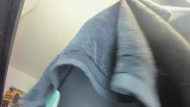 Snapshot of charlie_hotxxx chatting on 01.13.25 charlie hotxxx online show from 01.13.25