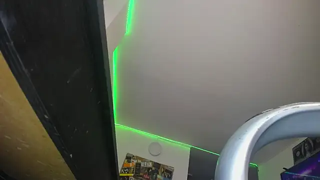 Snapshot of charlie_hotxxx chatting on 01.14.25 charlie hotxxx online show from 01.14.25