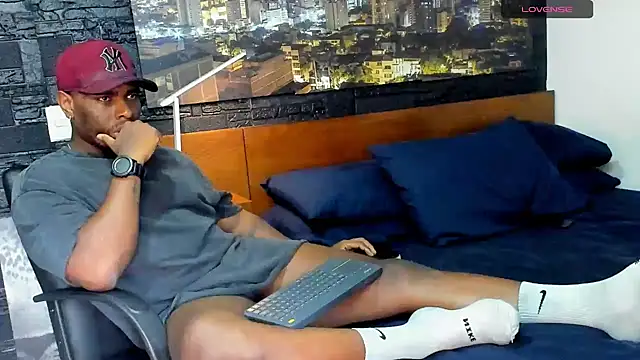 thomas santtos1 online show from 02.14.25