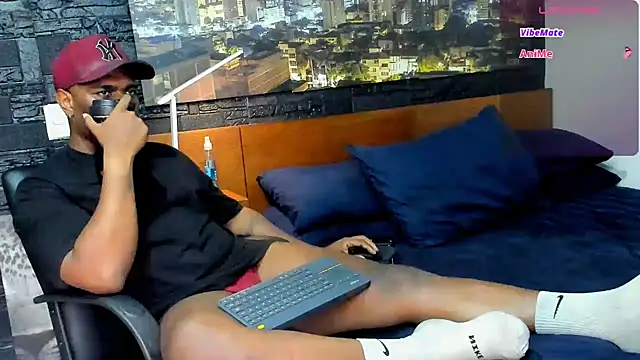 thomas santtos1 online show from 02.17.25