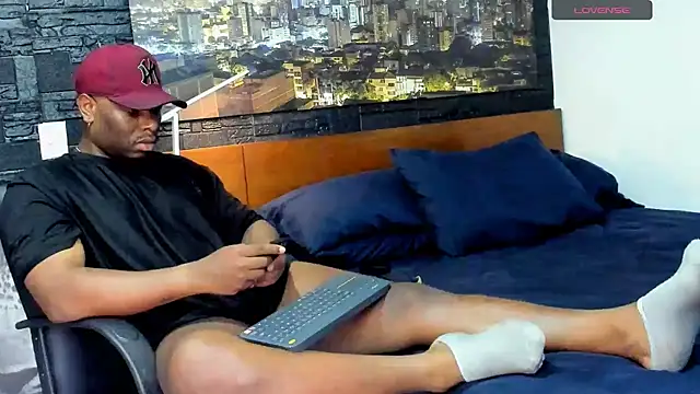 thomas santtos1 online show from 03.19.25