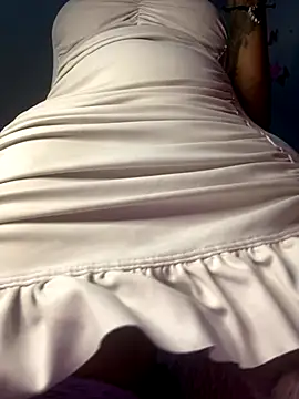 Cherrytowild online show from 11.12.25