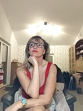 Snapshot of Tinuus chatting on 11.09.25 Tinuus online show from 11.09.25