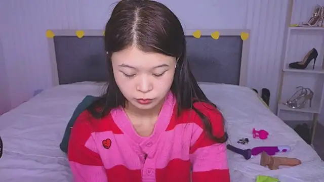 Snapshot of Tina_Kim_ chatting on 02.06.25 Tina Kim online show from 02.06.25