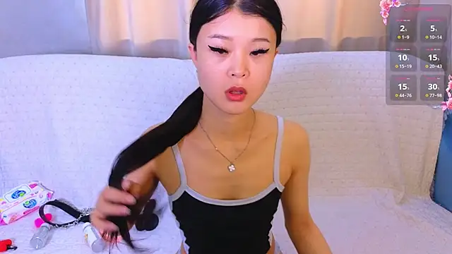 Tina Kim  online show from 04.17.26