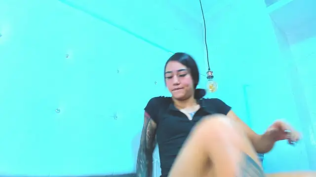 Little Jenni online show from 04.18.26