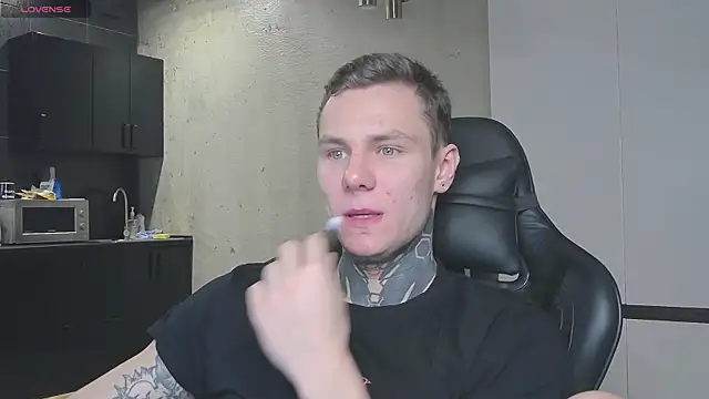 Snapshot of Lechery_boy chatting on 01.10.25 Lechery boy online show from 01.10.25