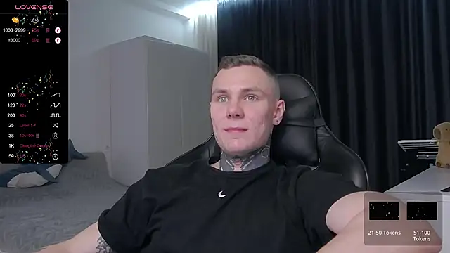 Snapshot of Lechery_boy chatting on 02.14.25 Lechery boy online show from 02.14.25