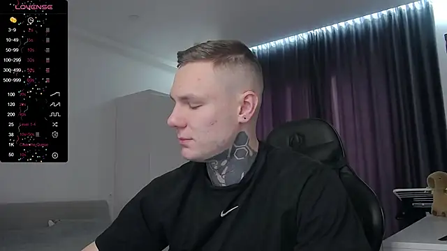 Snapshot of Lechery_boy chatting on 02.15.25 Lechery boy online show from 02.15.25