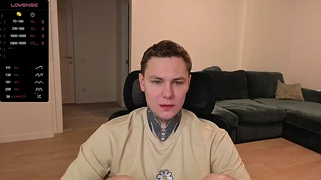 Snapshot of Lechery_boy chatting on 10.02.25 Lechery boy online show from 10.02.25