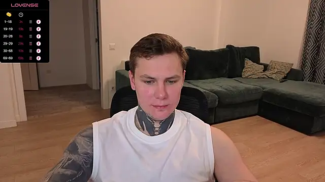 Snapshot of Lechery_boy chatting on 10.13.25 Lechery boy online show from 10.13.25