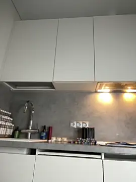 Snapshot of HoneySweetBee chatting on 03.27.26 HoneySweetBee online show from 03.27.26