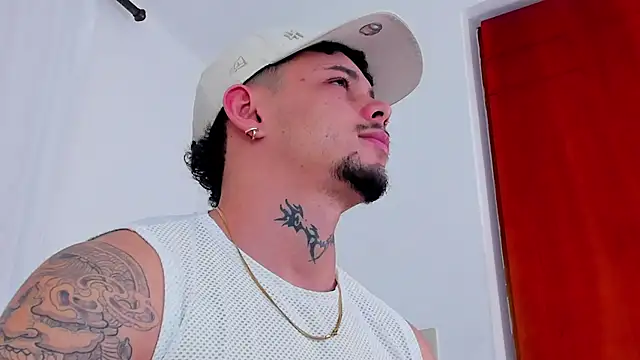 NoahhBrown online show from 05.11.26