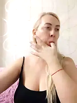 HotJanet online show from 01.12.25