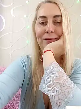 HotJanet online show from 01.13.25