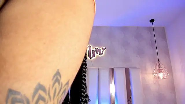 Nicolemorelli2 online show from 02.20.25