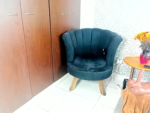 mabelsaravia online show from 02.26.26