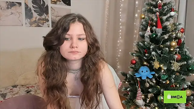 Snapshot of Charlotte_wow chatting on 01.11.25 Charlotte wow online show from 01.11.25