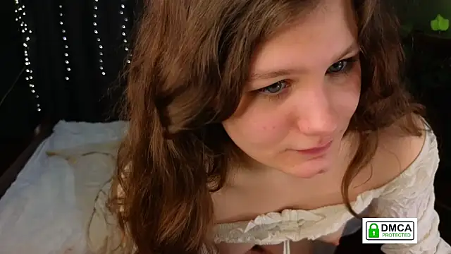 Snapshot of Charlotte_wow chatting on 03.11.25 Charlotte wow online show from 03.11.25