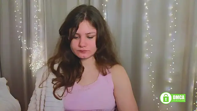 Snapshot of Charlotte_wow chatting on 03.16.25 Charlotte wow online show from 03.16.25