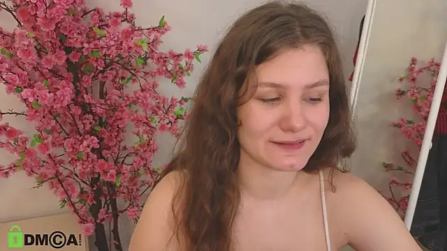 Snapshot of Charlotte_wow chatting on 03.20.25 Charlotte wow online show from 03.20.25